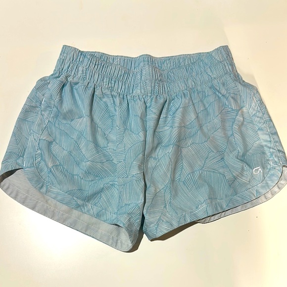 EUC Women’s GapFit Running Shorts - Size XS - Picture 1 of 1